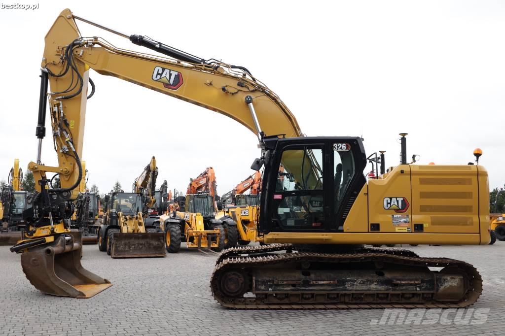 CAT 326 Pelle sur chenilles
