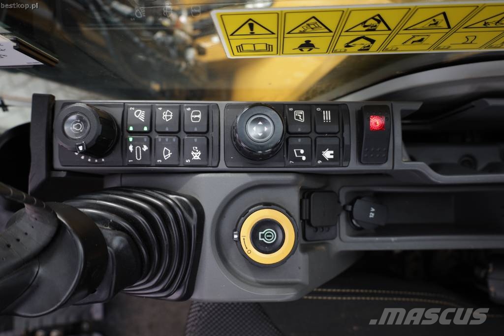 CAT 326 Pelle sur chenilles