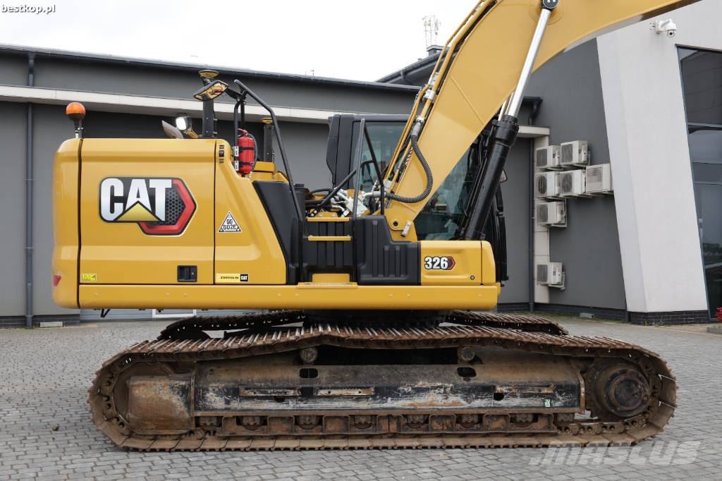 CAT 326 Pelle sur chenilles