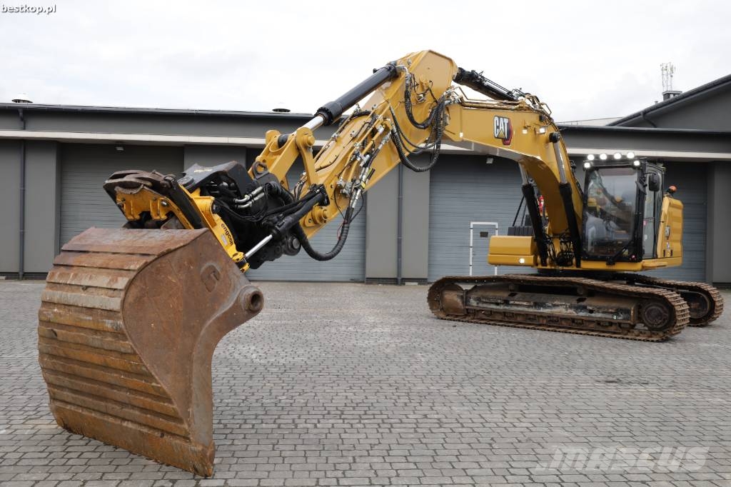 CAT 326 Pelle sur chenilles