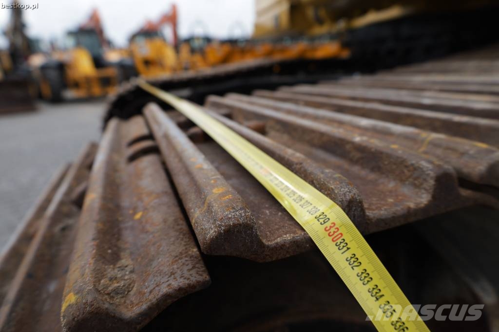 CAT 326 Pelle sur chenilles