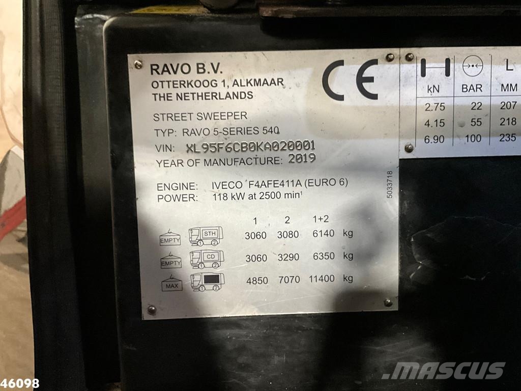 Ravo 540 CD Euro 6 with 3-rd brush Veegwagens