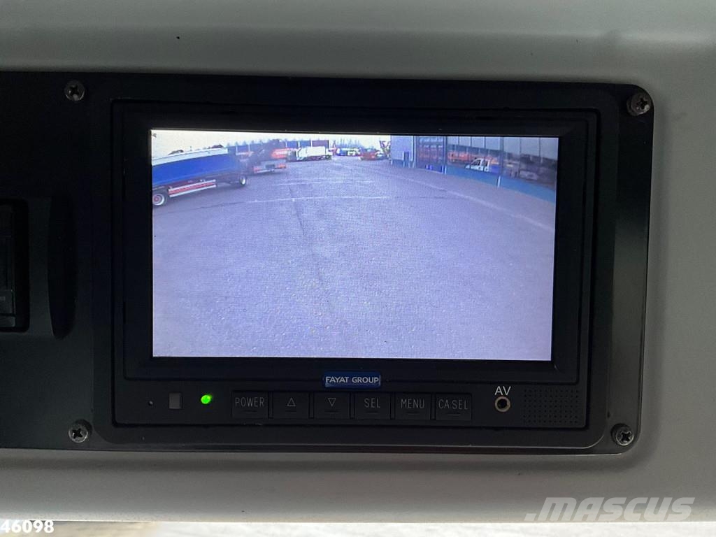 Ravo 540 CD Euro 6 with 3-rd brush Veegwagens