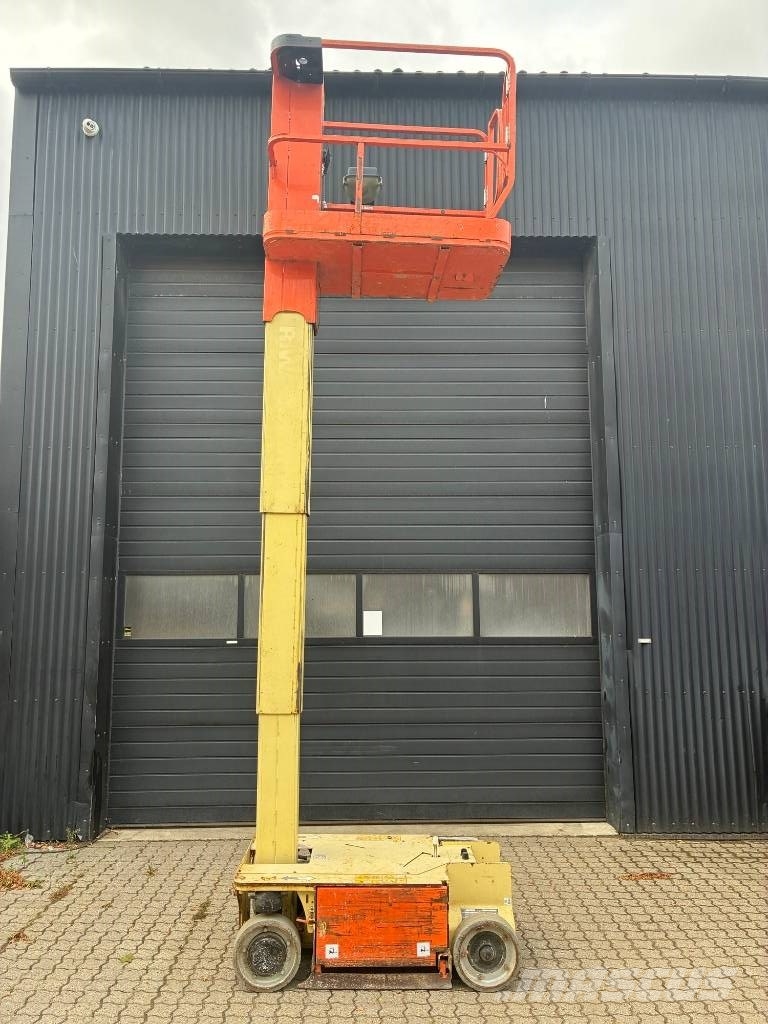 JLG 1230 ES Personenliften en invalideliften