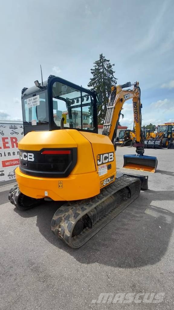 JCB 60 C-2 حفارات وسط 7 طن - 12 طن