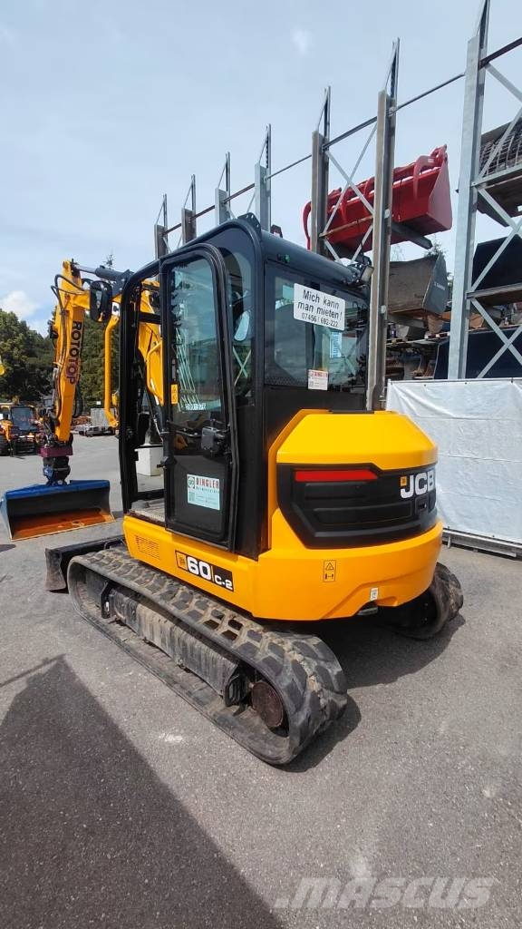 JCB 60 C-2 حفارات وسط 7 طن - 12 طن