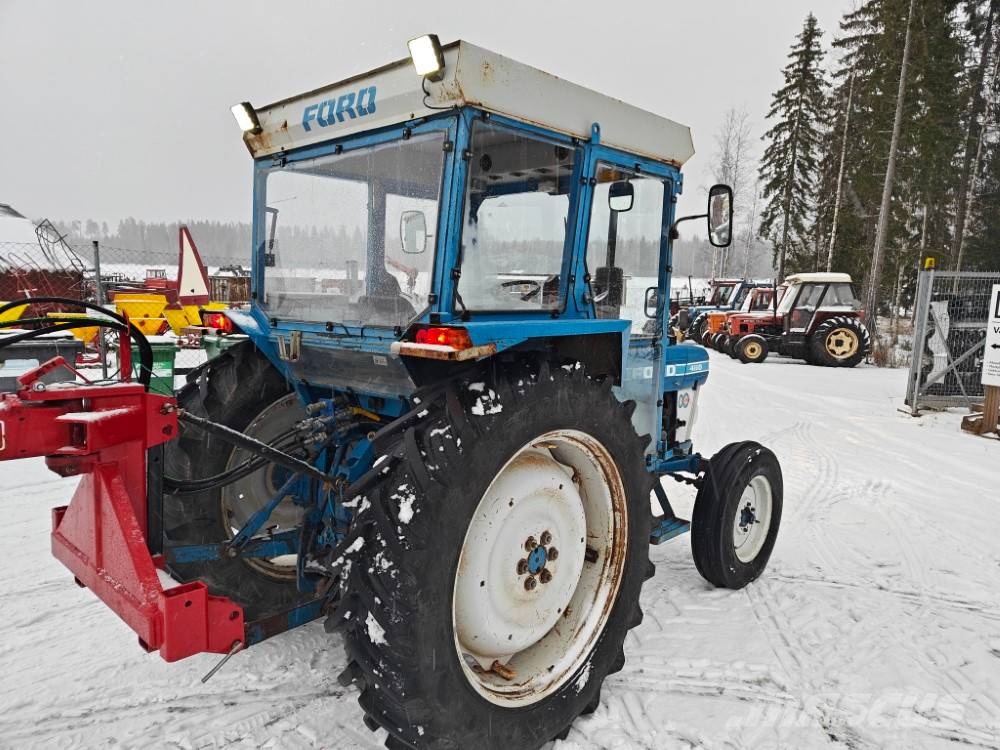 Ford 4110 Tractores