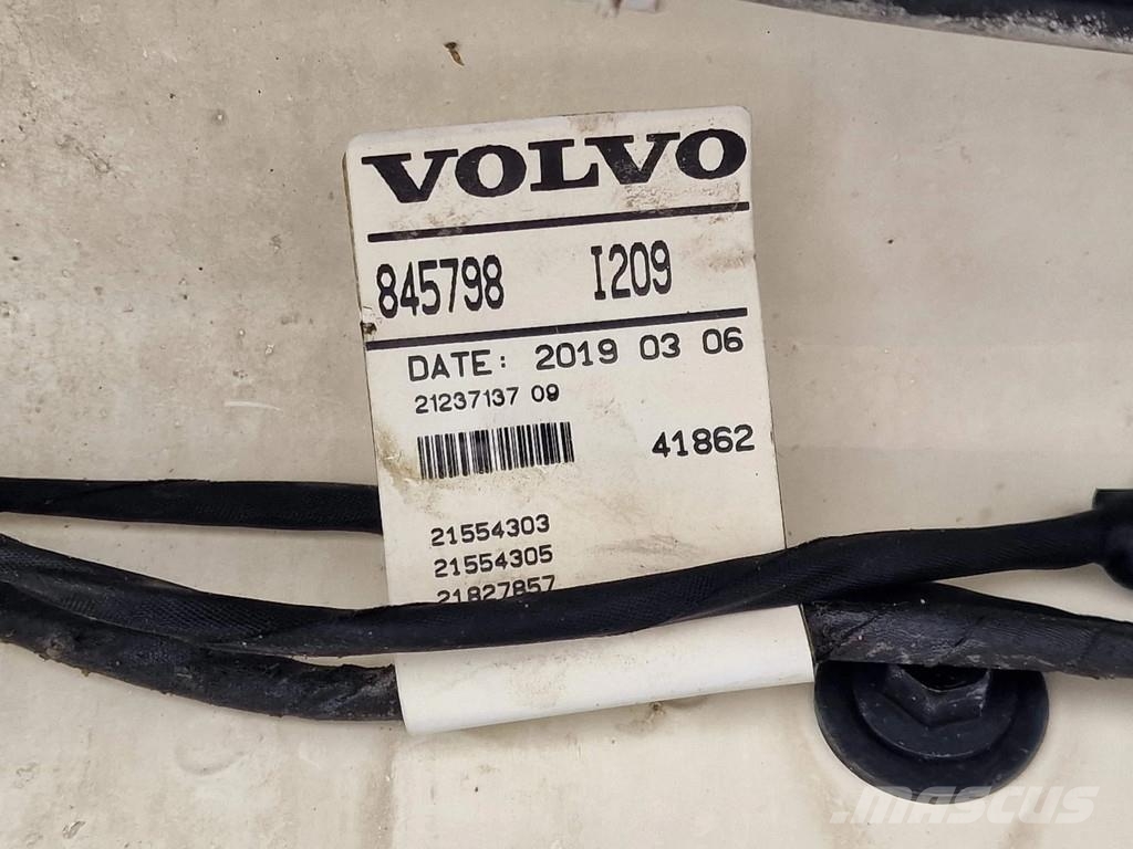 Volvo FH 13.500 Low roof 6x2 - PTO/Hydraulic - 3.00 WB - Trækkere