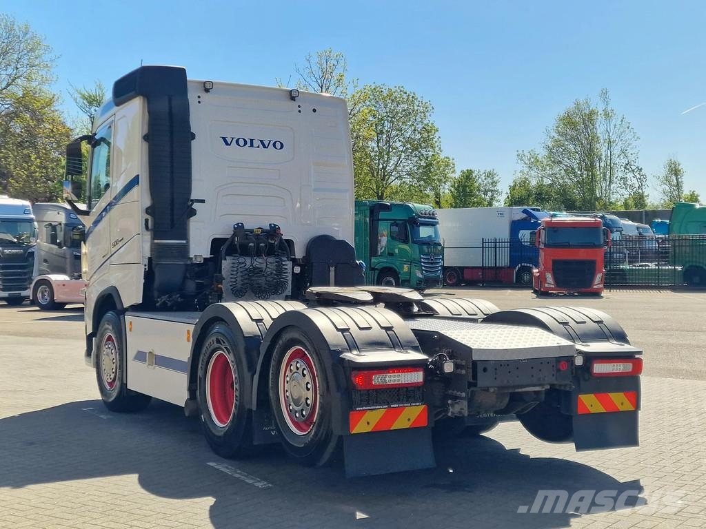 Volvo FH 13.500 Low roof 6x2 - PTO/Hydraulic - 3.00 WB - Vetopöytäautot