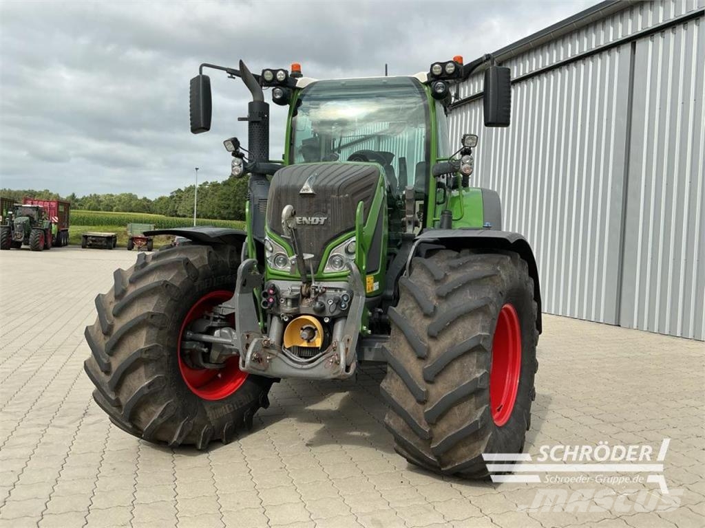 Fendt 724 VARIO GEN6 PROFI PLUS Tratores Agrícolas usados