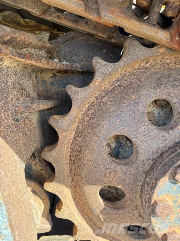 CAT 215DLC Rupsgraafmachines