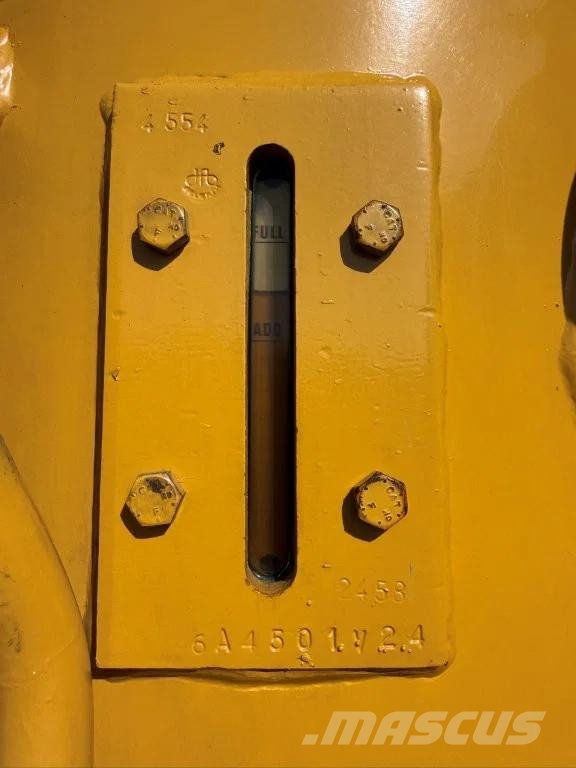 CAT 215DLC Rupsgraafmachines