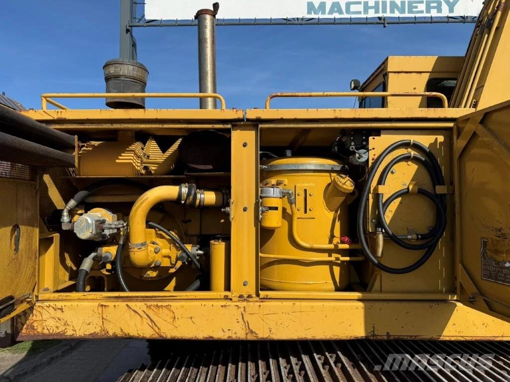 CAT 215DLC Rupsgraafmachines