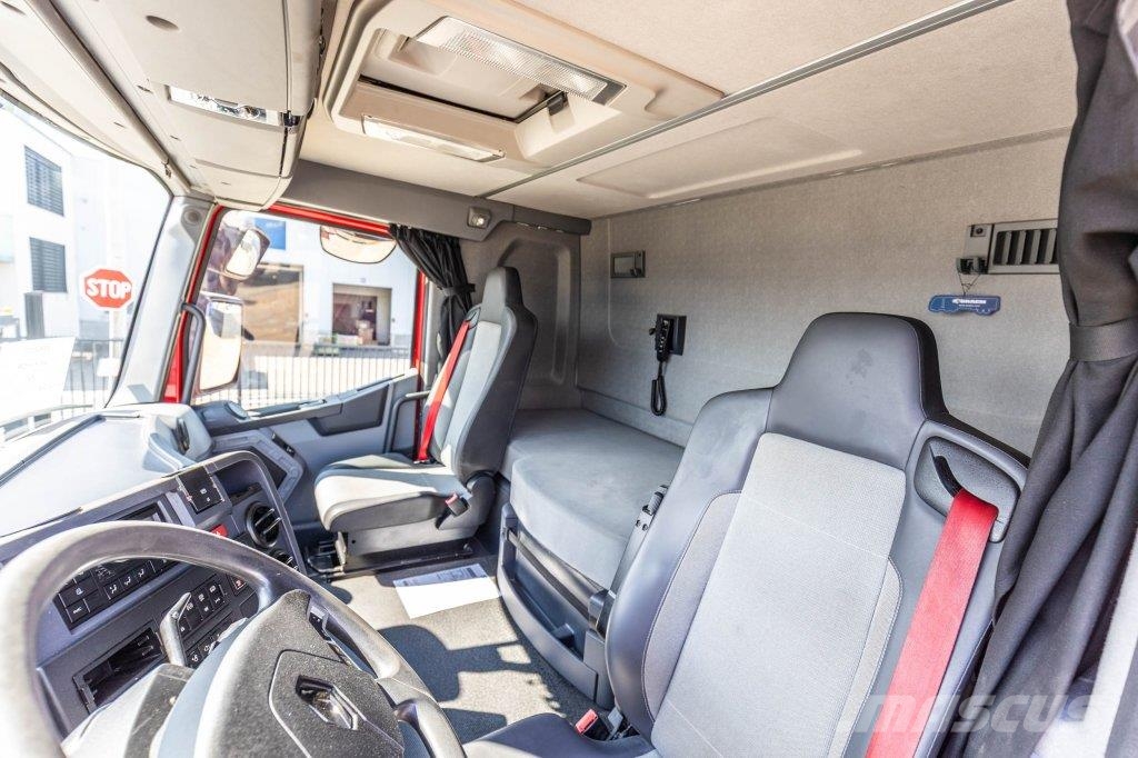 Renault T460+HYDR وحدات الجر