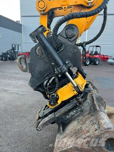 JCB 220X LC Raupenbagger