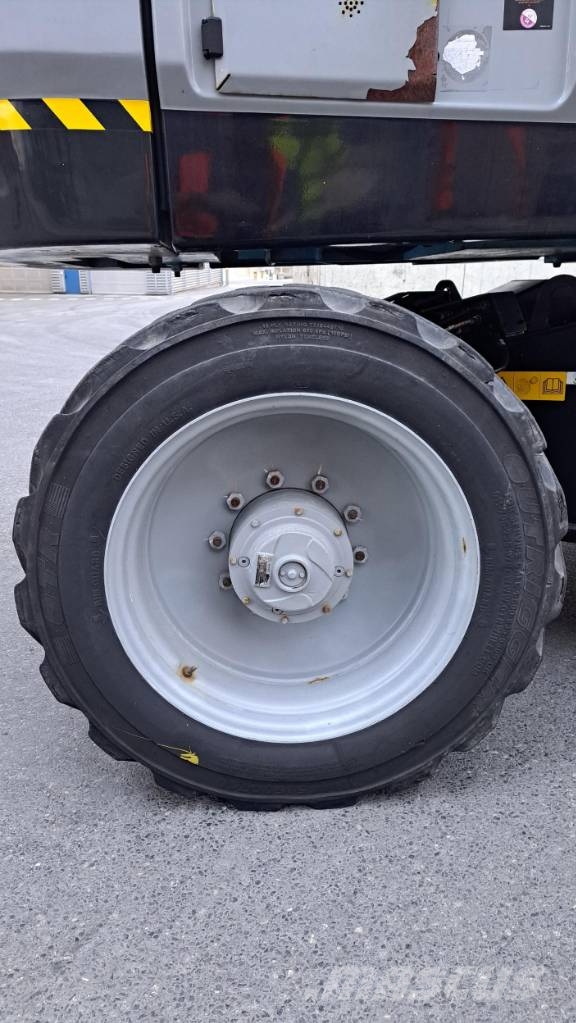 Genie SX 125 XC - 454 kg Telescoophoogwerkers
