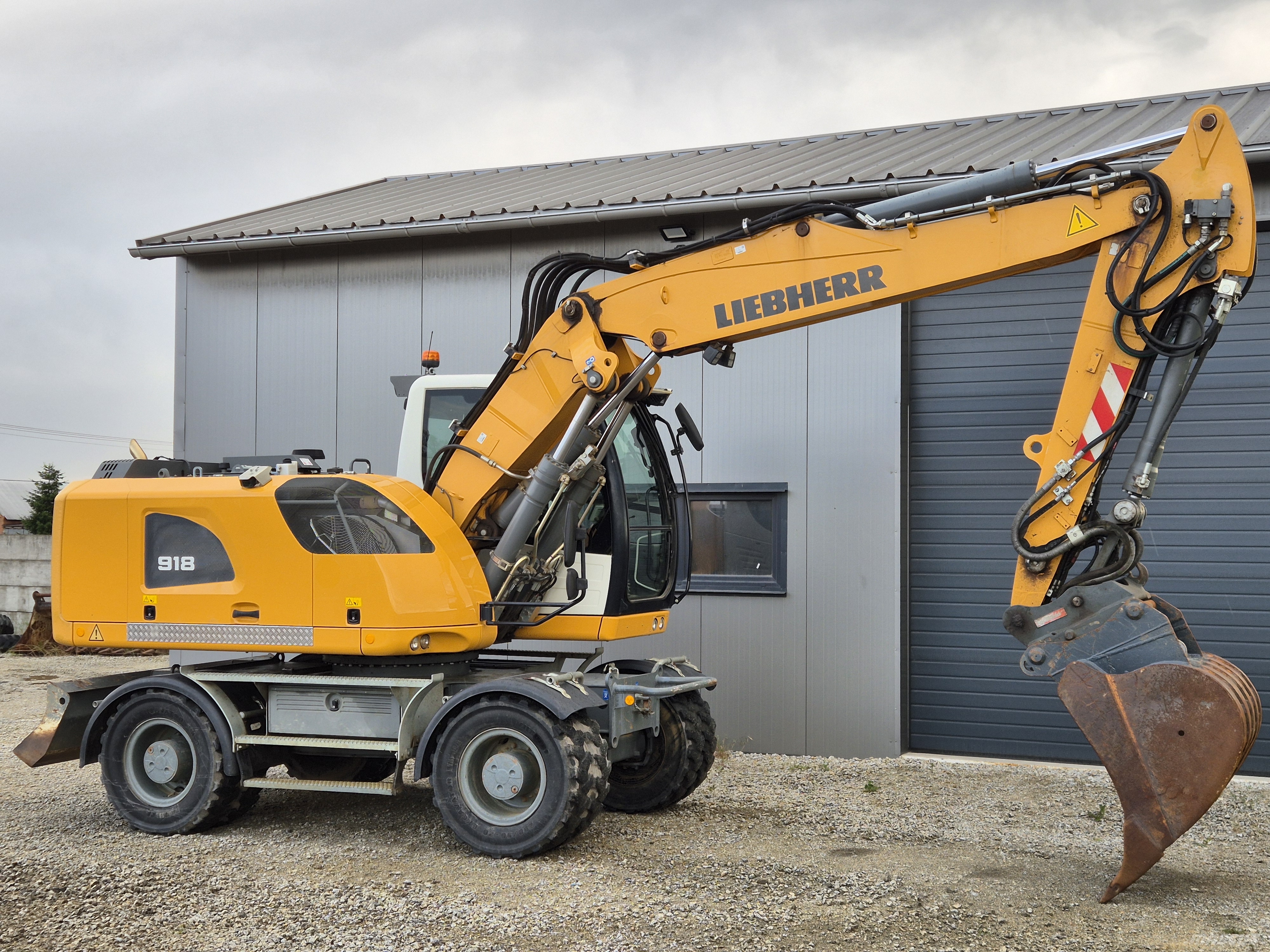 Liebherr A 918 Litronic Excavadoras de ruedas