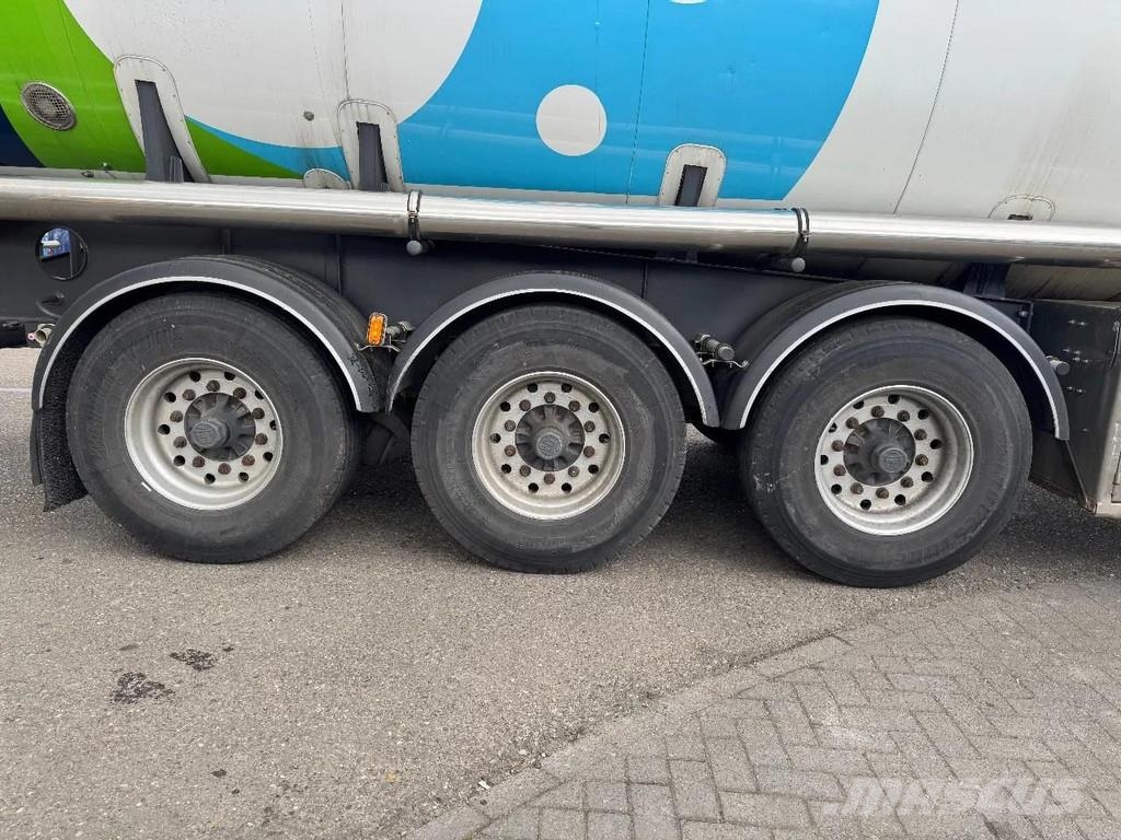 Magyar SR 3 MEB 3 AXLE - BPW + 5 COMPARTIMENS Semi remorque citerne