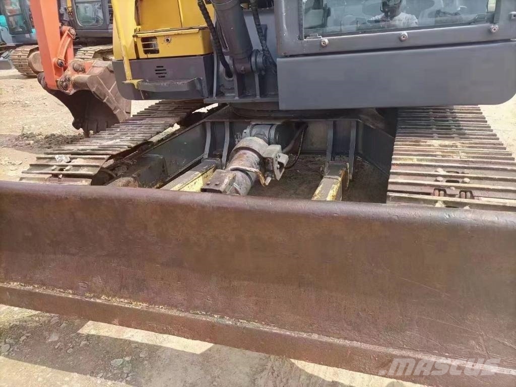 Volvo EC 80D PRO Pelle sur chenilles