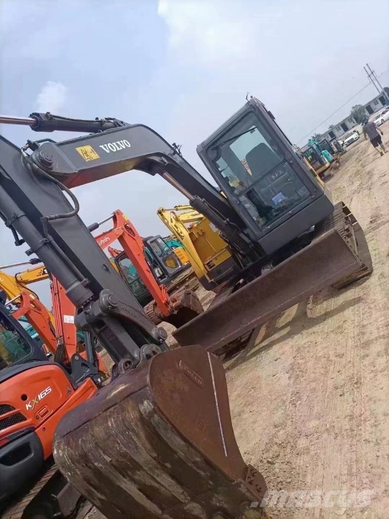 Volvo EC 80D PRO Pelle sur chenilles