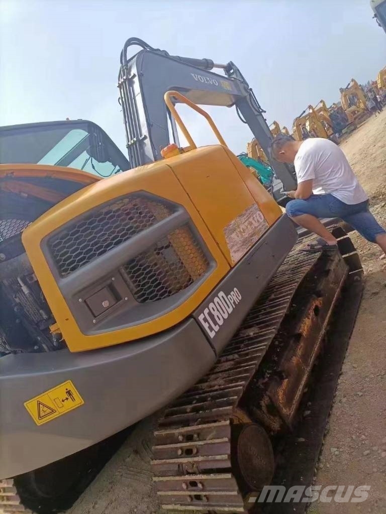 Volvo EC 80D PRO Pelle sur chenilles