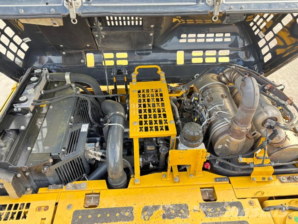 Komatsu PC360 Long Reach Raupenbagger
