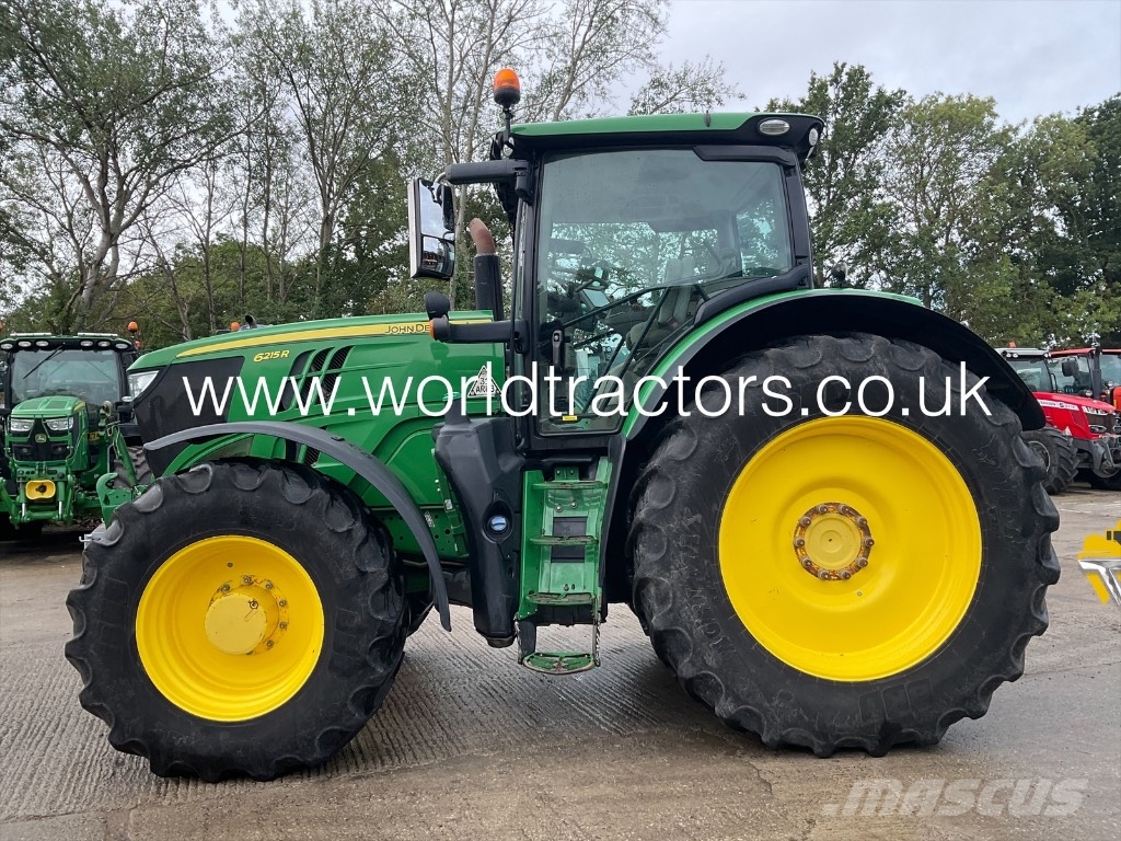 John Deere 6215 R Traktorer