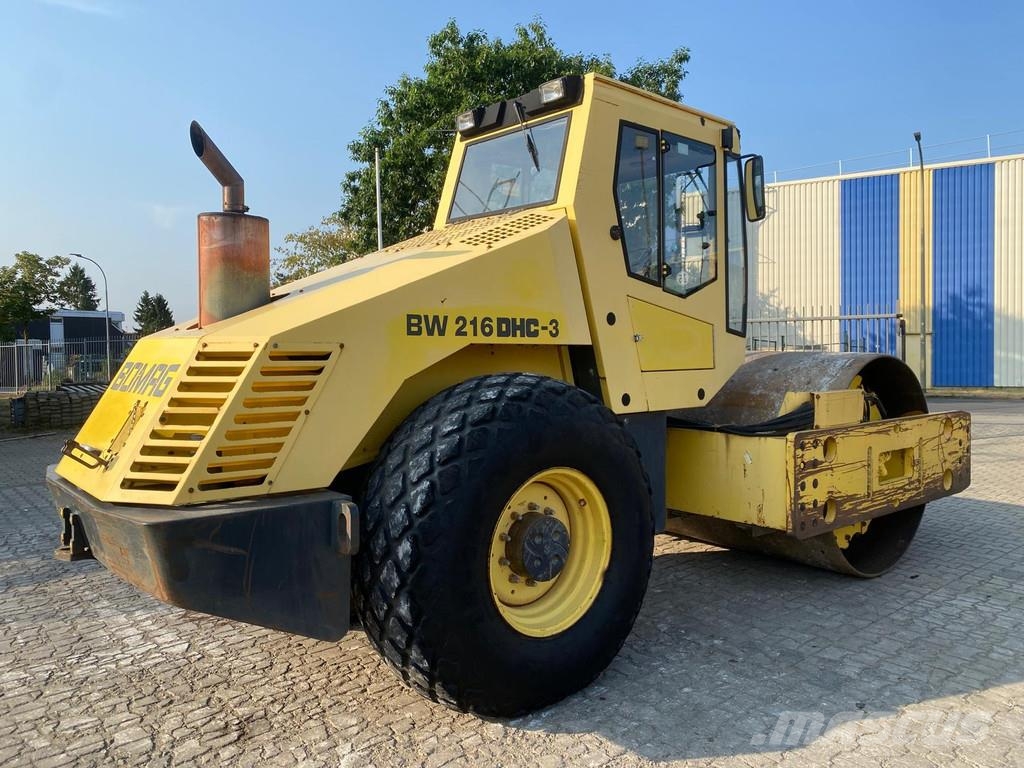 Bomag BW216 . Andre tromler