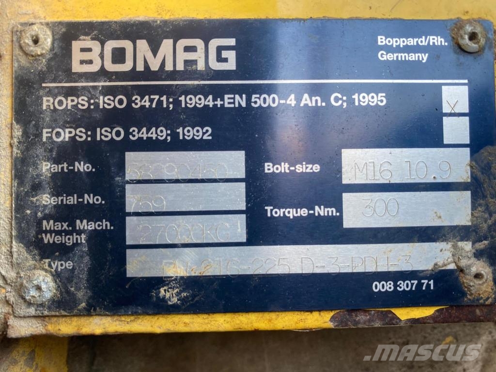 Bomag BW216 . Andre tromler