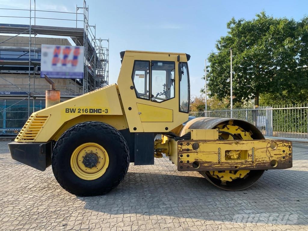 Bomag BW216 . Andre tromler