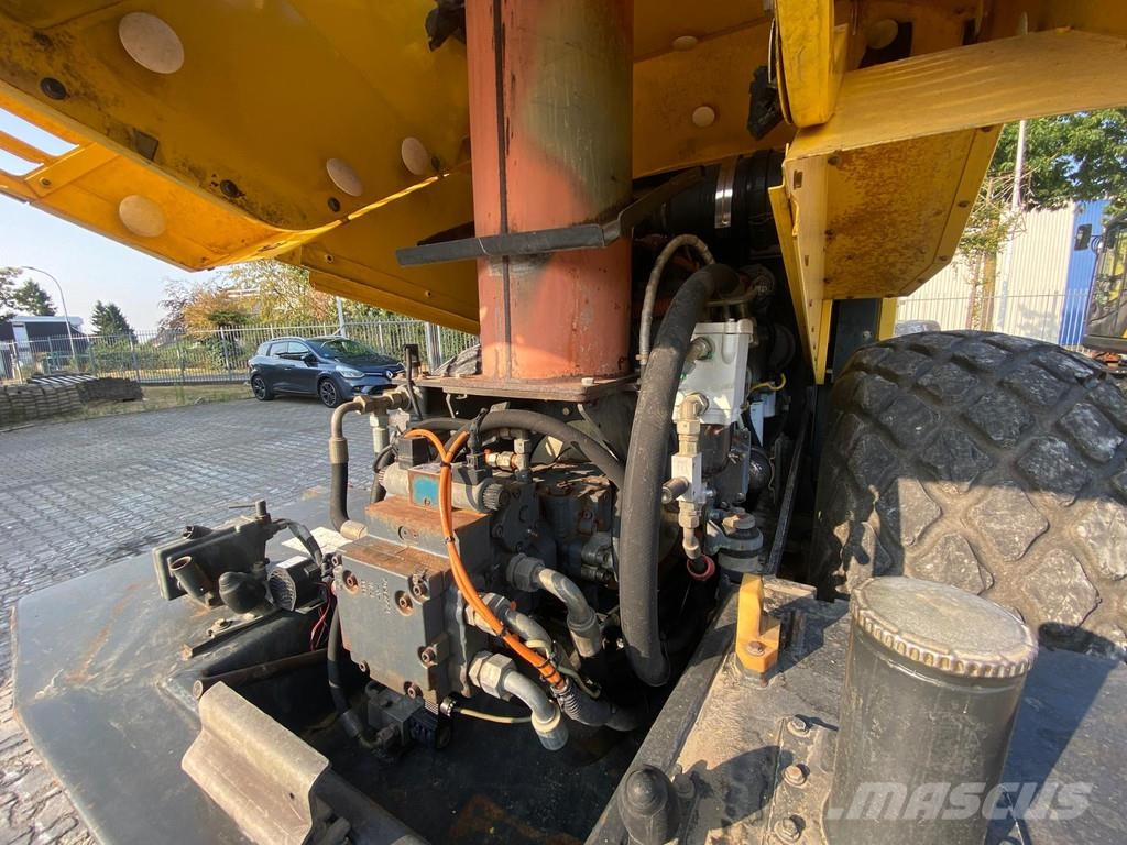 Bomag BW216 . Andre tromler