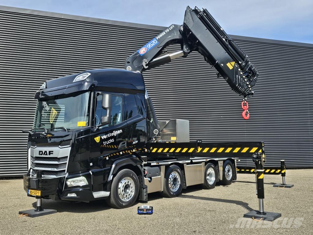 DAF XF 530 8x2 / HMF 9520 K8 / NIEUW! Kamioni sa kranom