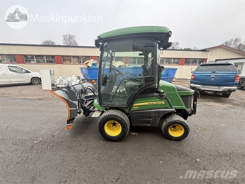 John Deere 1585 حاملات أدوات