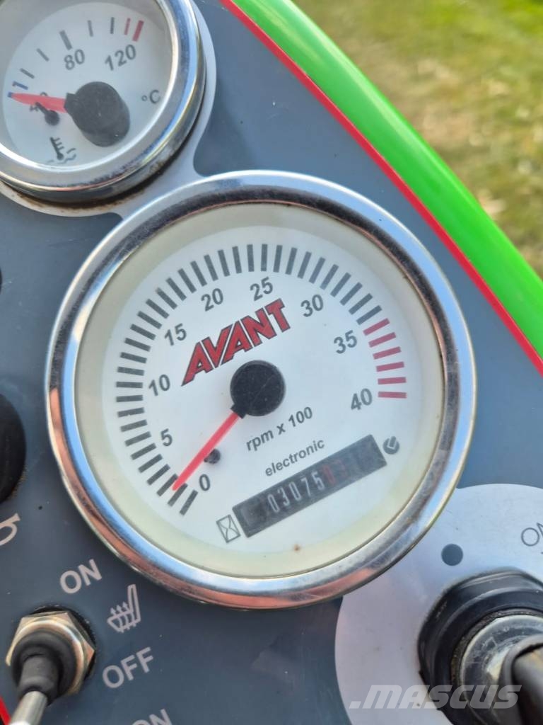 Avant 750 750 Kompaktlastare