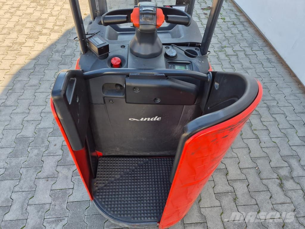 Linde D12SP Työntömastotrukit