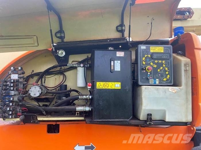 JLG 800AJ Knikarmhoogwerkers