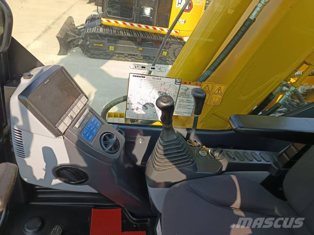 Komatsu PC 70 Εκσκαφείς με ερπύστριες
