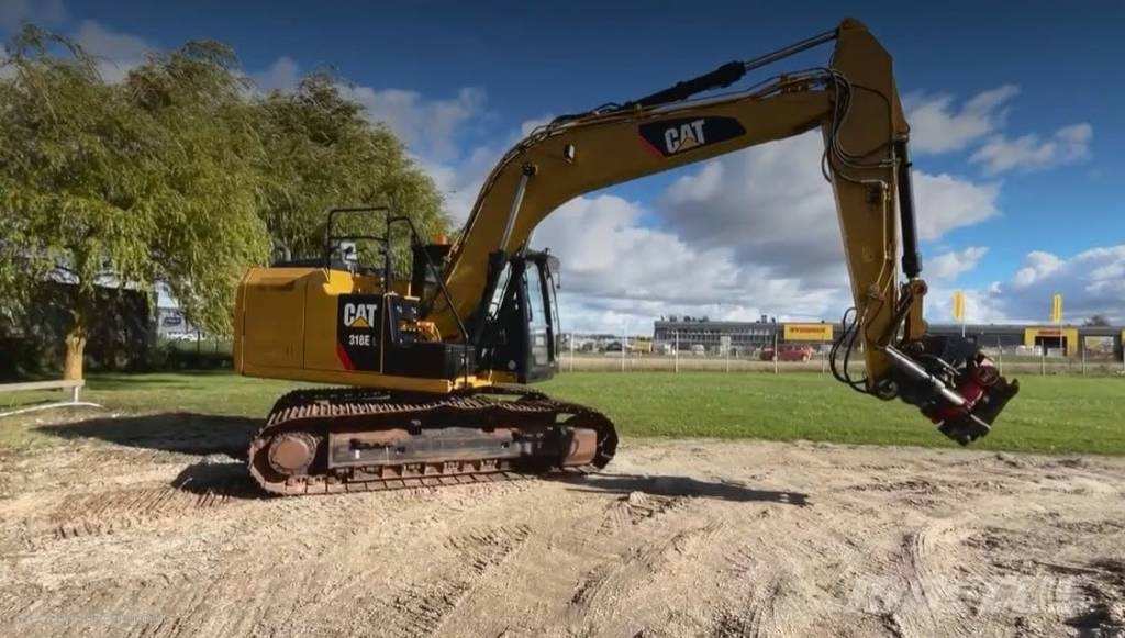 CAT 318 E L Raupenbagger