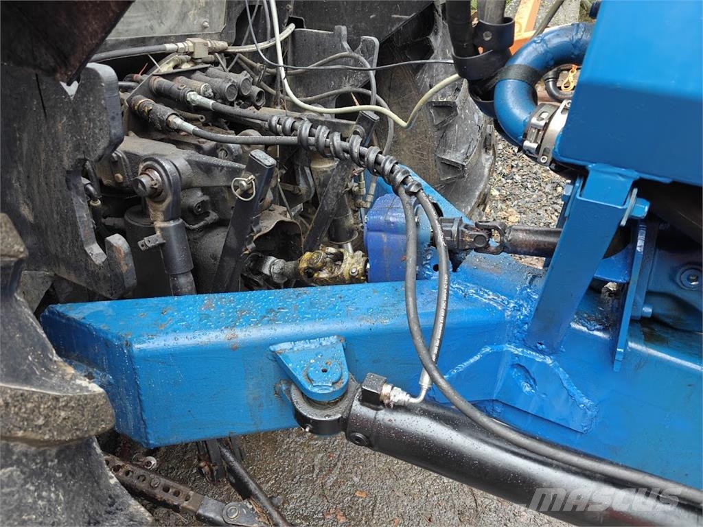  Omavalmiste Metsäkärry Logset 5F kuormatilalla Metsäperävaunut