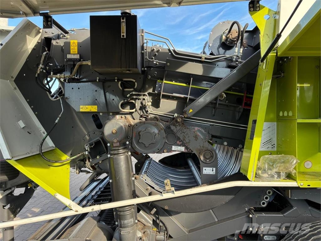 CLAAS Quadrant 2200 محزمات مربعة
