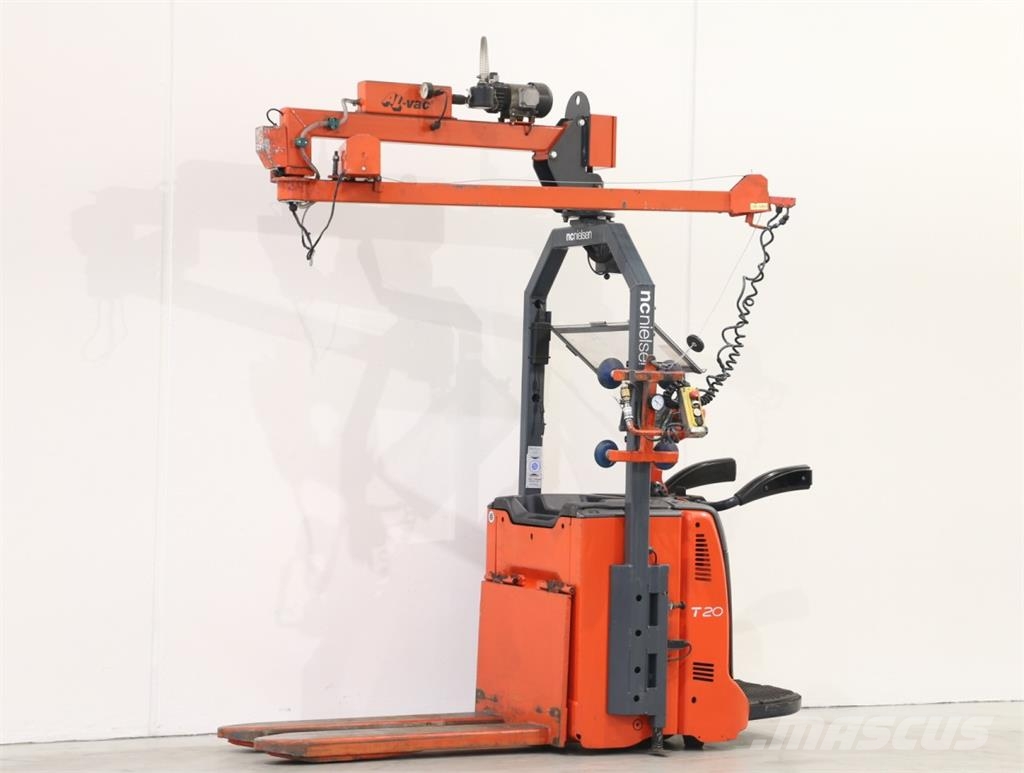 Linde T20AP/131 Električni nizko dvižni viličar