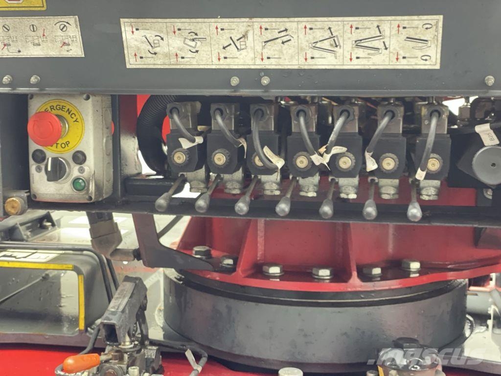Hinowa LIGHTLIFT 17.75 رافعات سلة مفصلية