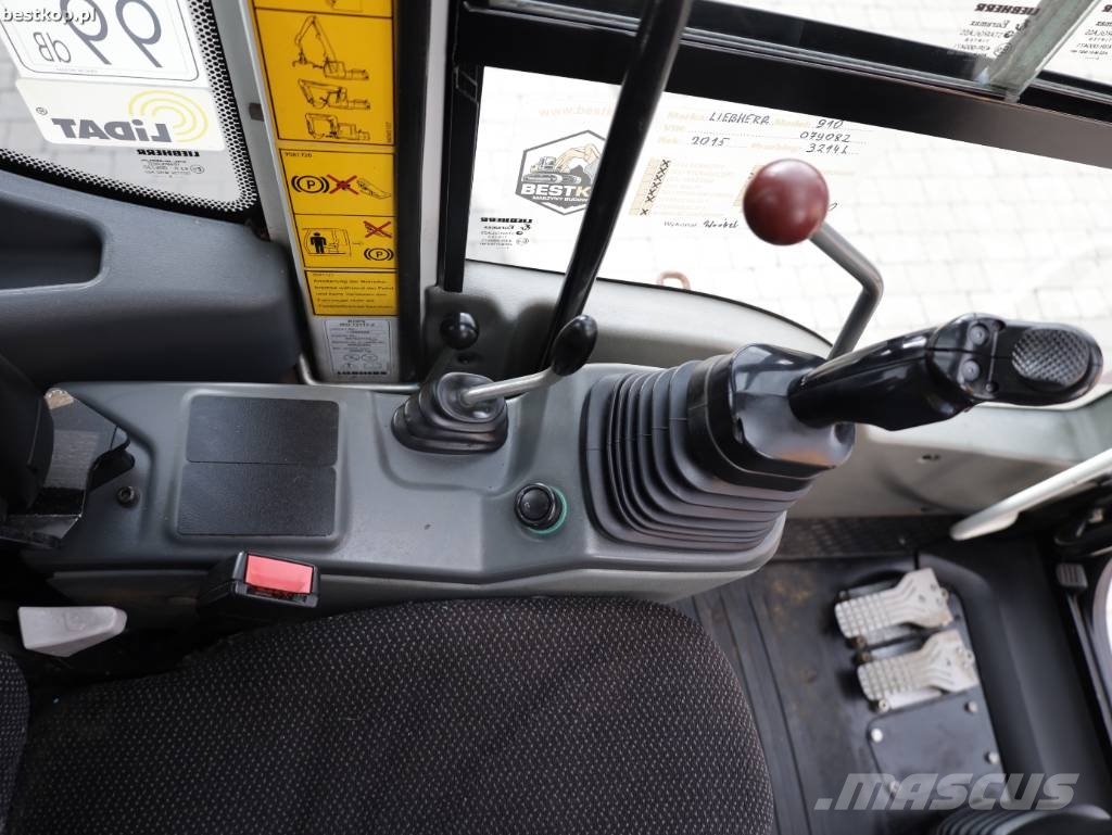 Liebherr A 910 Compact Bageri na kotačima