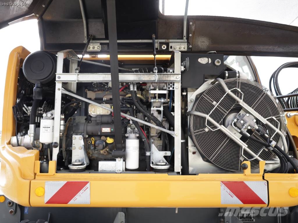 Liebherr A 910 Compact Bageri na kotačima
