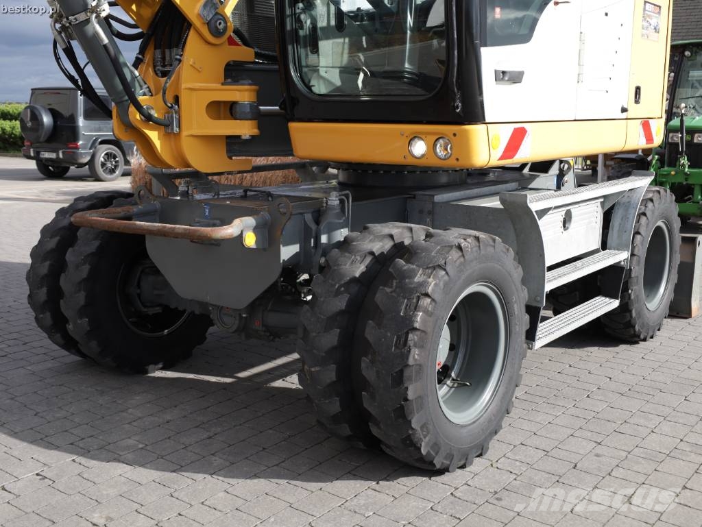 Liebherr A 910 Compact Bageri na kotačima