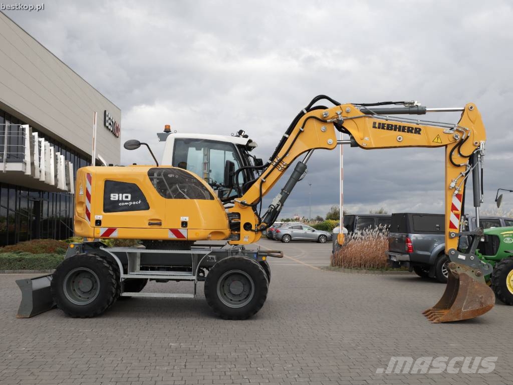 Liebherr A 910 Compact Bageri na kotačima