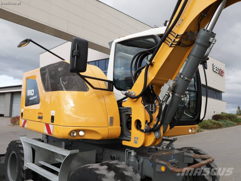 Liebherr A 910 Compact Bageri na kotačima