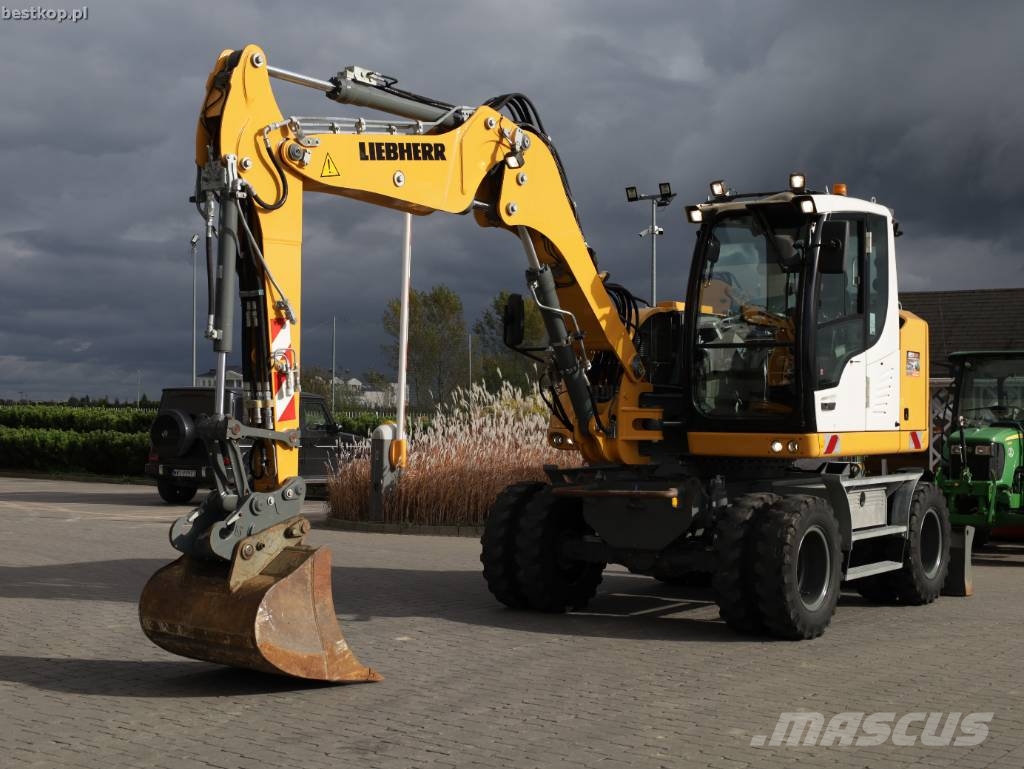 Liebherr A 910 Compact Bageri na kotačima