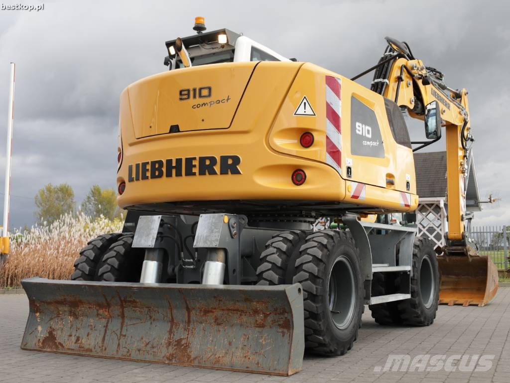 Liebherr A 910 Compact Bageri na kotačima