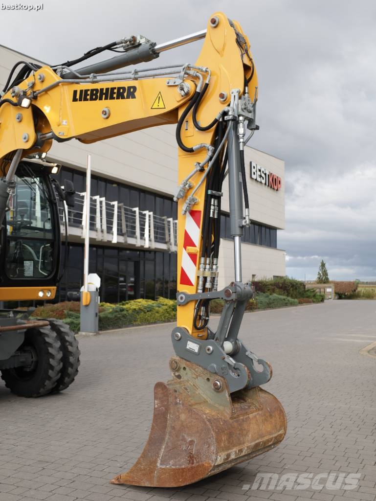 Liebherr A 910 Compact Bageri na kotačima